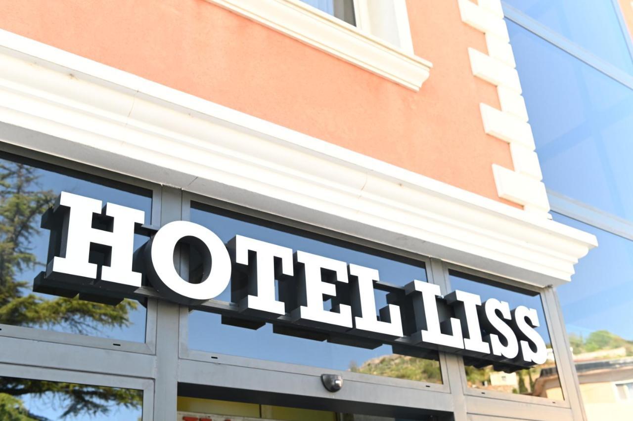 Hotel Liss Lezhë Buitenkant foto