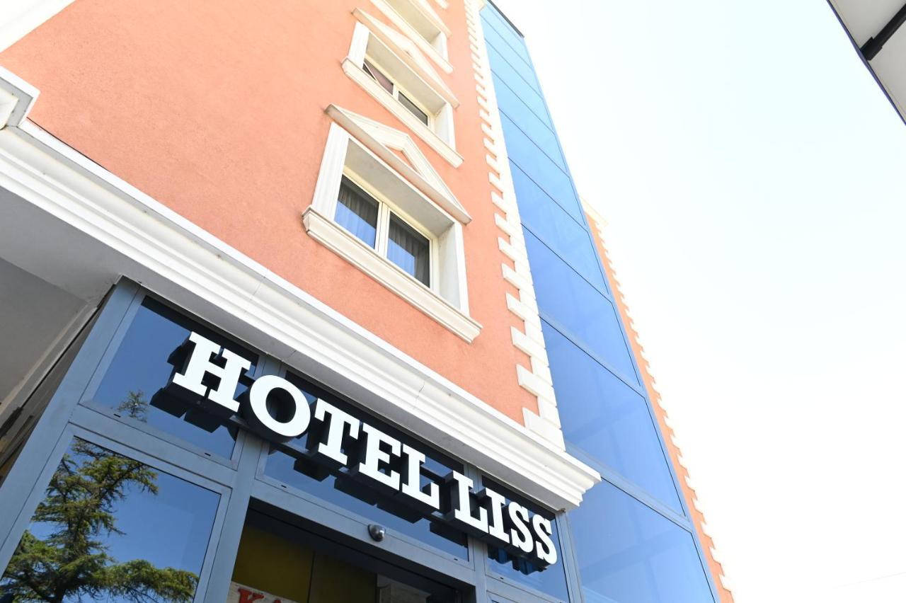 Hotel Liss Lezhë Buitenkant foto