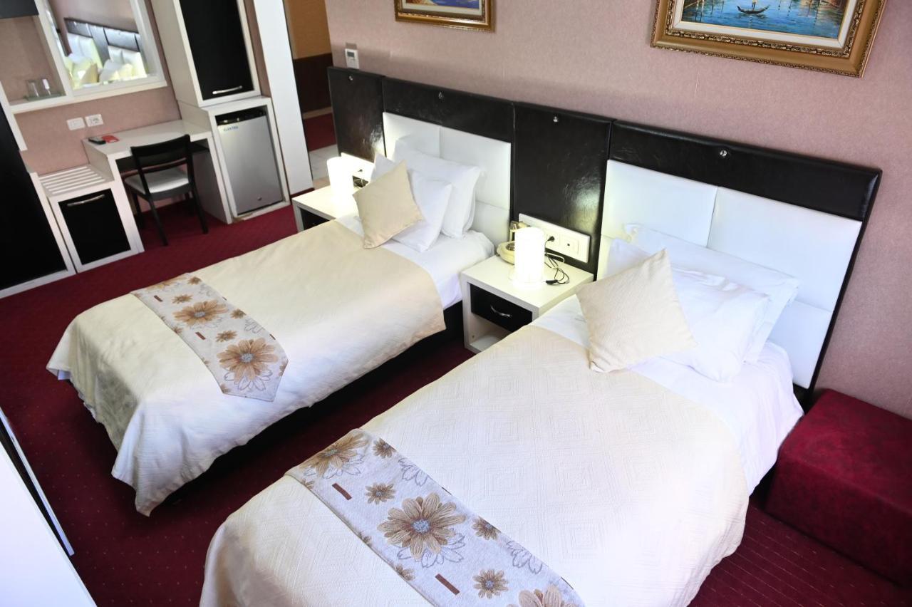 Hotel Liss Lezhë Buitenkant foto